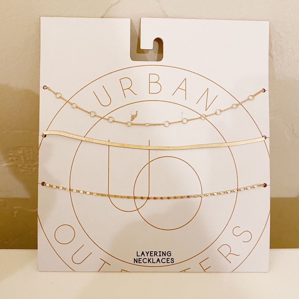 NWT Urban Outfitters Delicate Layered Necklace Set